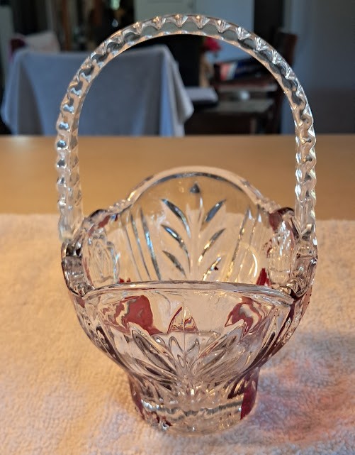 Anna Hutte Crystal Ruby Stained Brides Basket