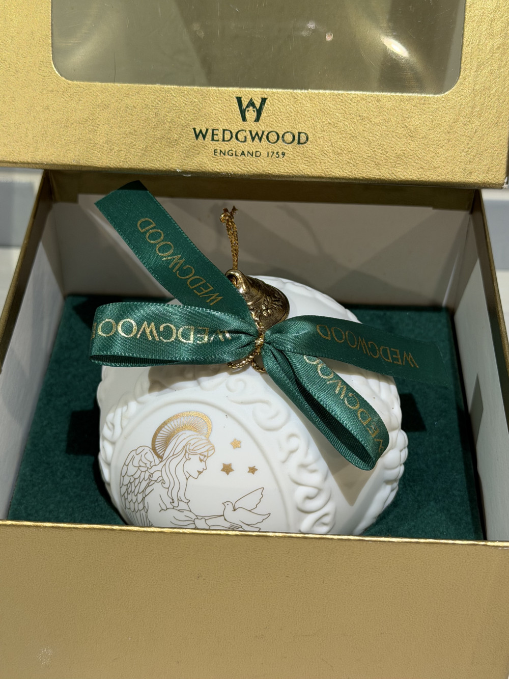 VTG Wedgwood 2000 Christmas Angel Ball White & Gold Ornament Wedgewood in box