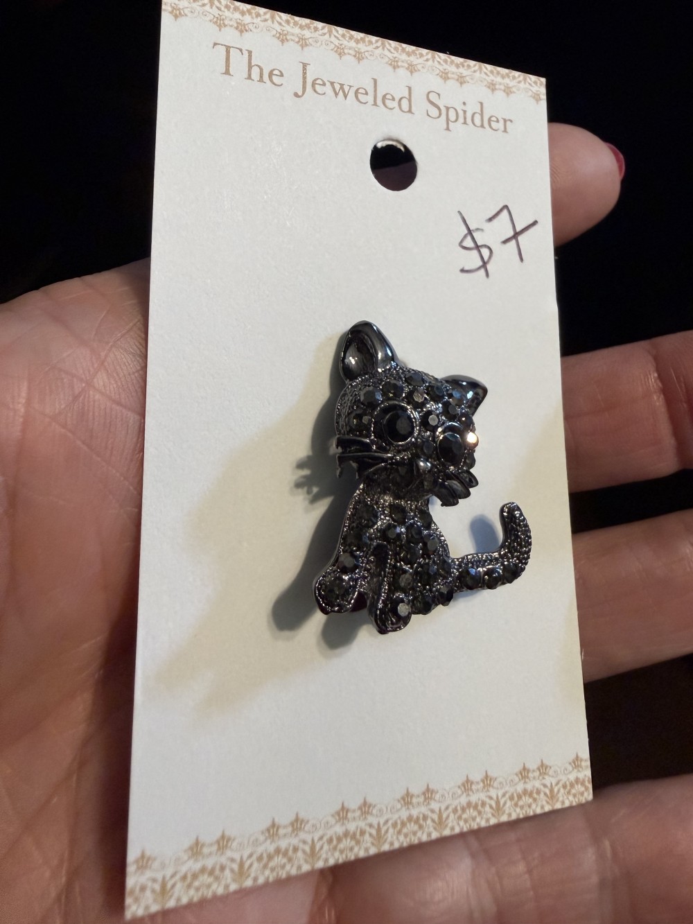Brooch Pin - Cat Kitting Sitting in Grey Rhinestones