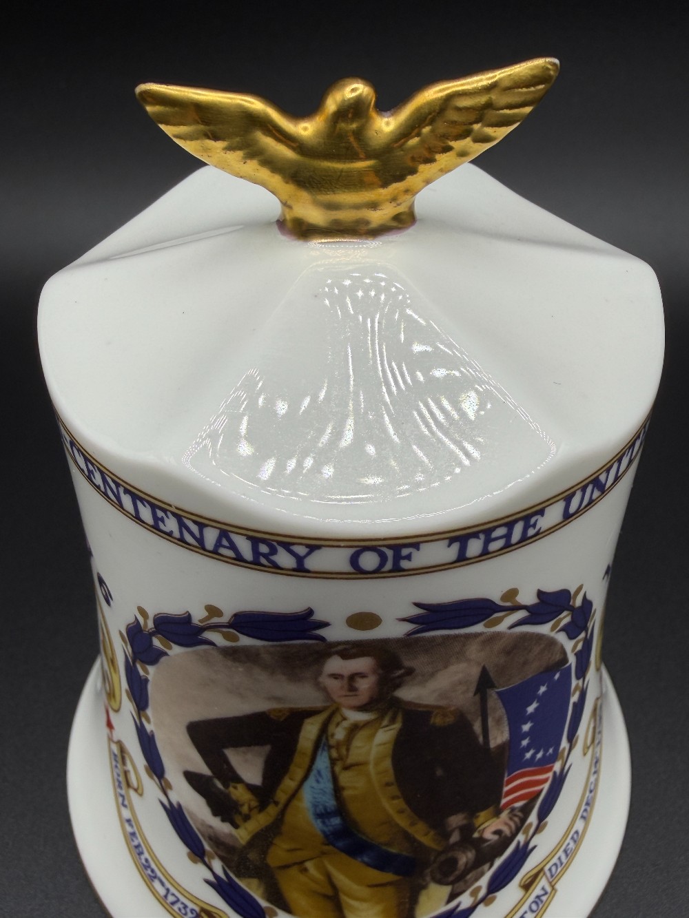 Vintage 1976 Aynsley England Bone China US Bicentennial Bell - George Washington