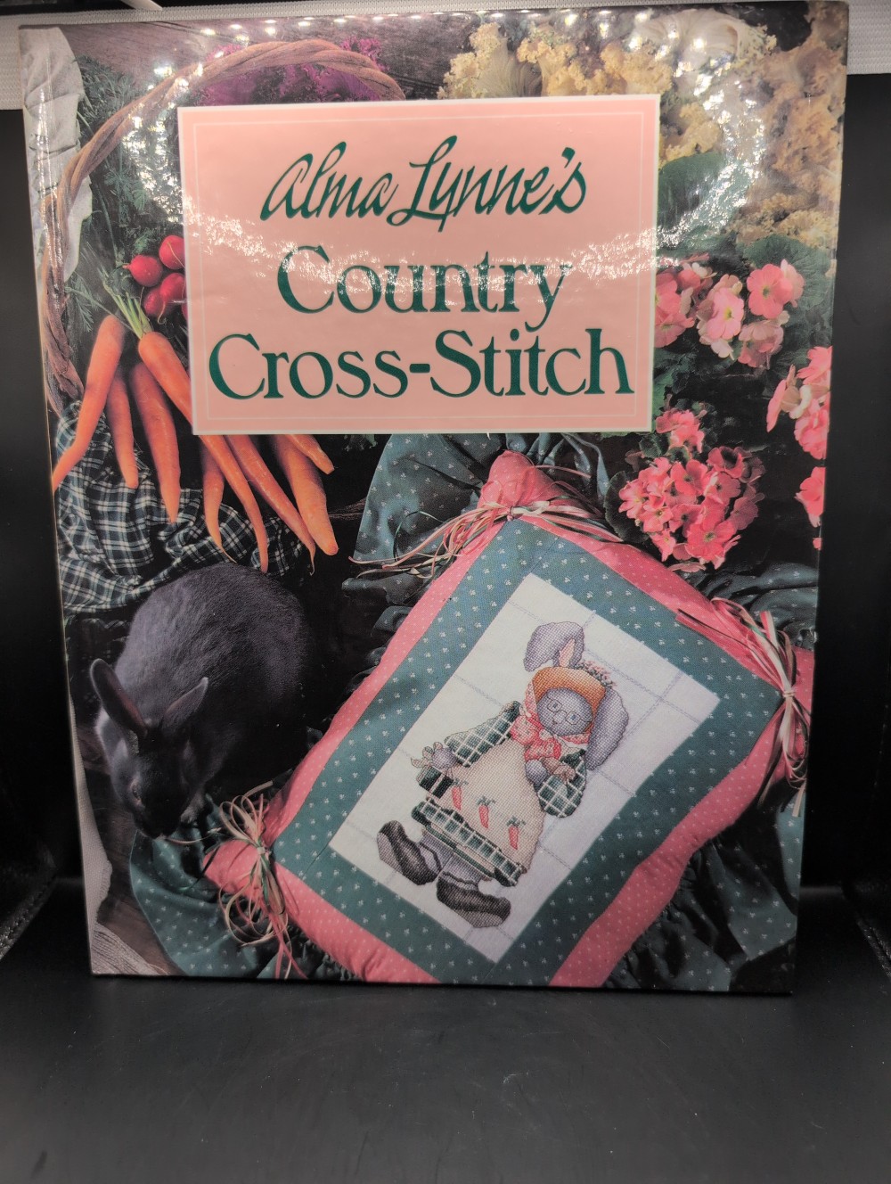 Vintage Country Cross-stitch Book