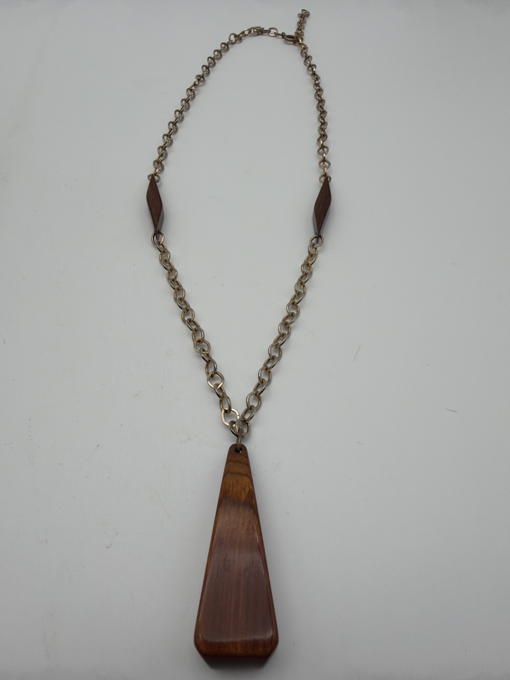 Vtg Wood Pendant Chain Necklace
