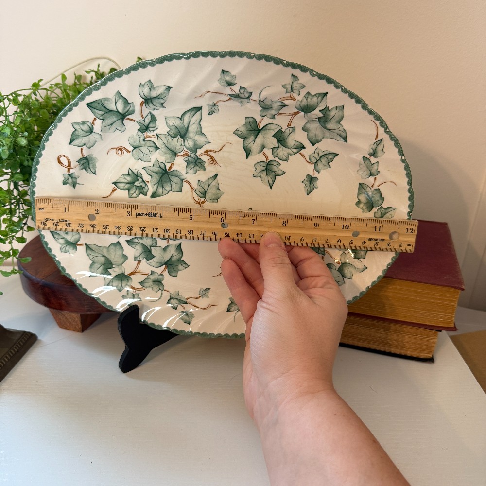 Vintage Green Ivy Oval Serving Platter
