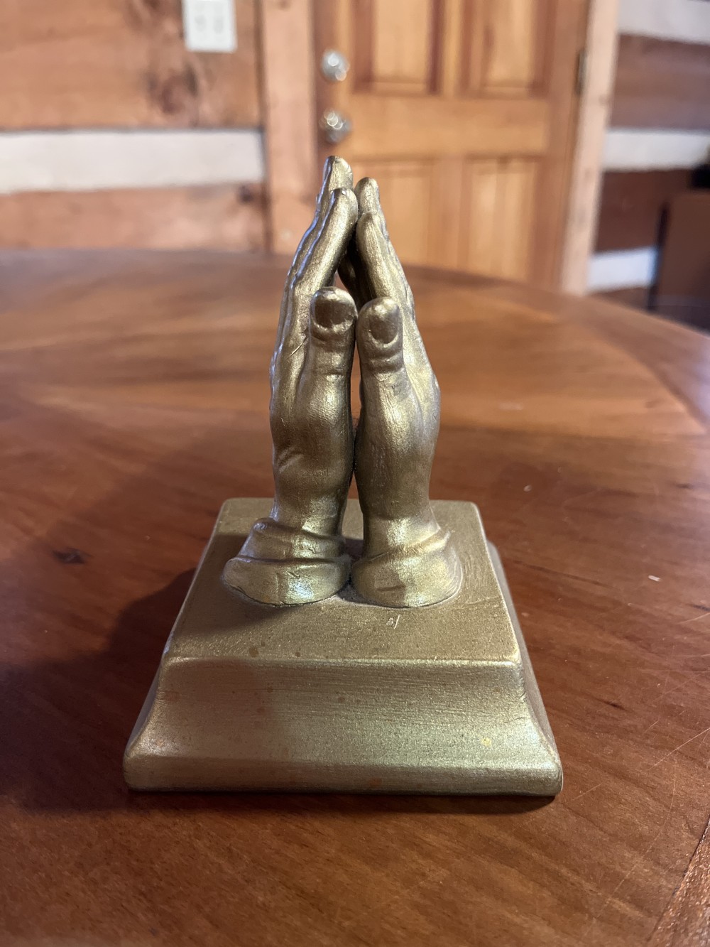 Vtg ceramic praying hands - signed