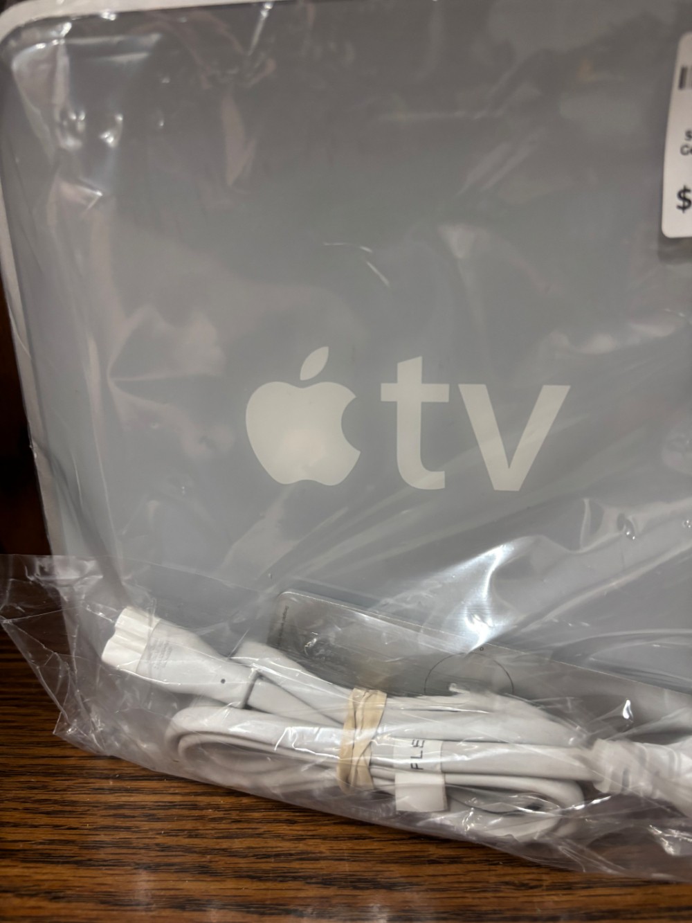 Apple TV 1st Generation A1218 Media Streamer with Remote & Power Cord