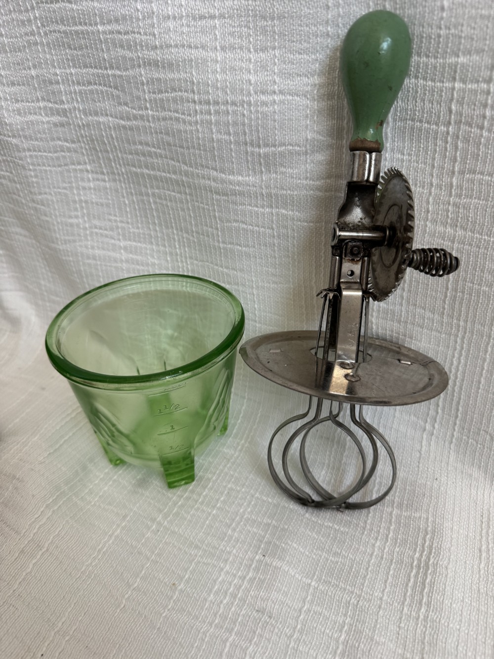 URANIUM GLASS, GREEN, HAND MIXER, MEASURING BOWL
