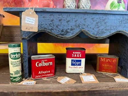 Herb Ox Chicken Bullion Tin Grannycore  Farm Kitchen