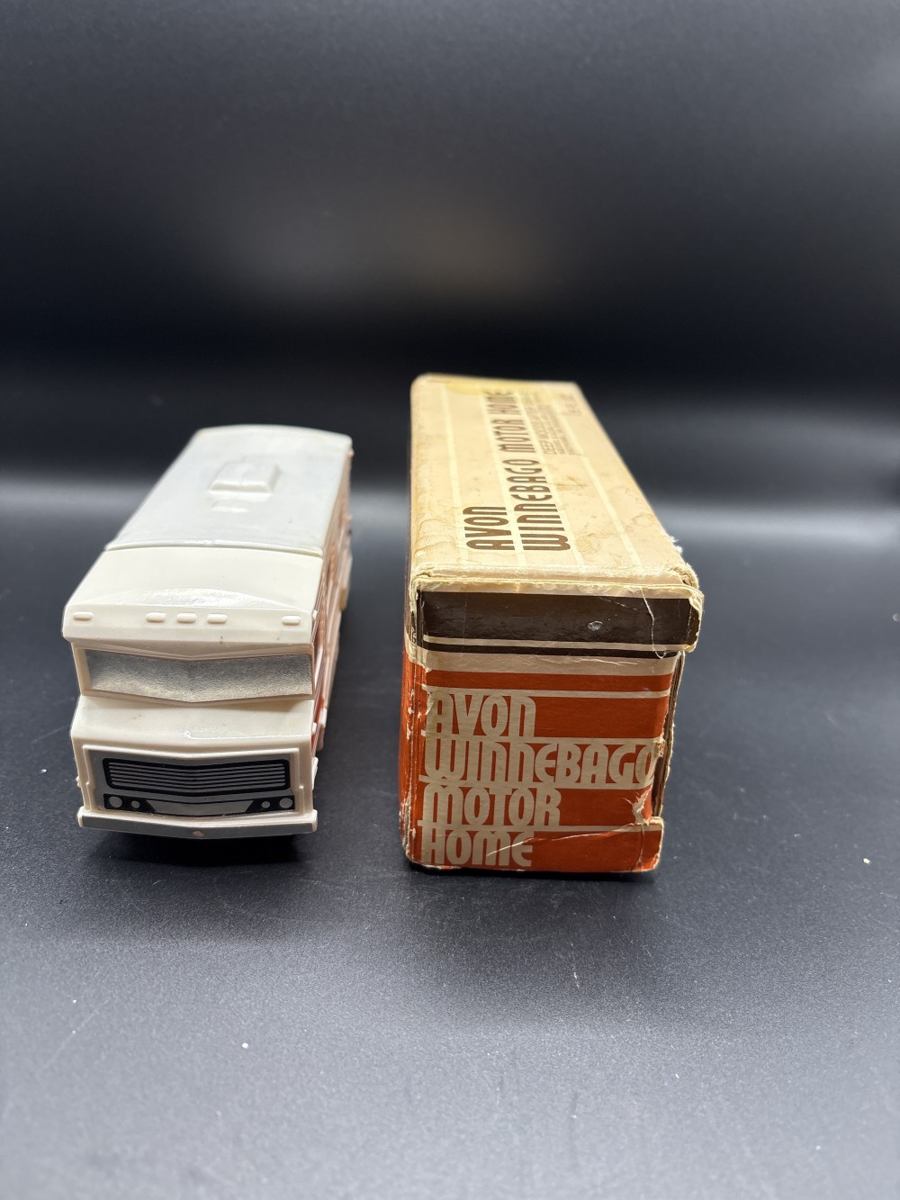Avon Winnebago Motor Home Aftershave Decanter With Box - Vintage