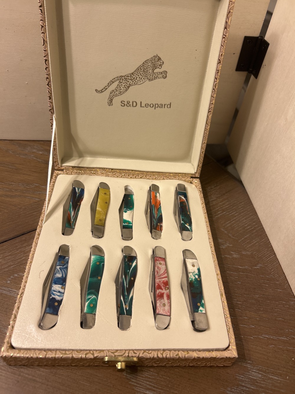 S&D Leopard Pocket Knives sold individually