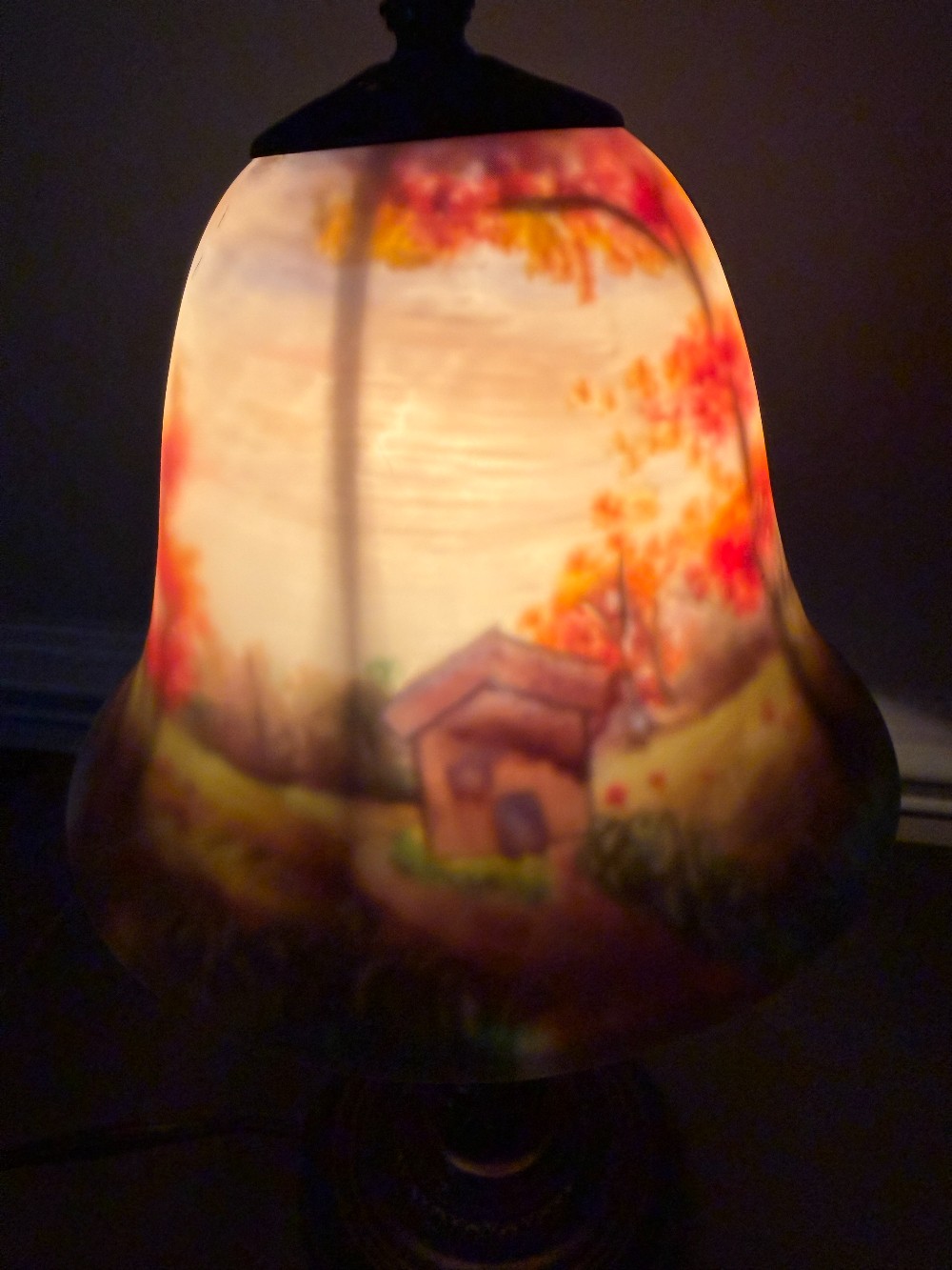 Tiffany Style Reverse Painted Glass Accent Lamp