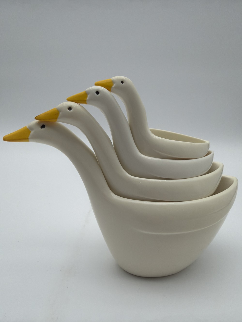 Vintage Nesting Goose Measuring Cups – Set of Four