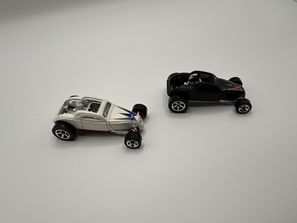 Hot Wheels Vtg Sooo Fast (2) As-is
