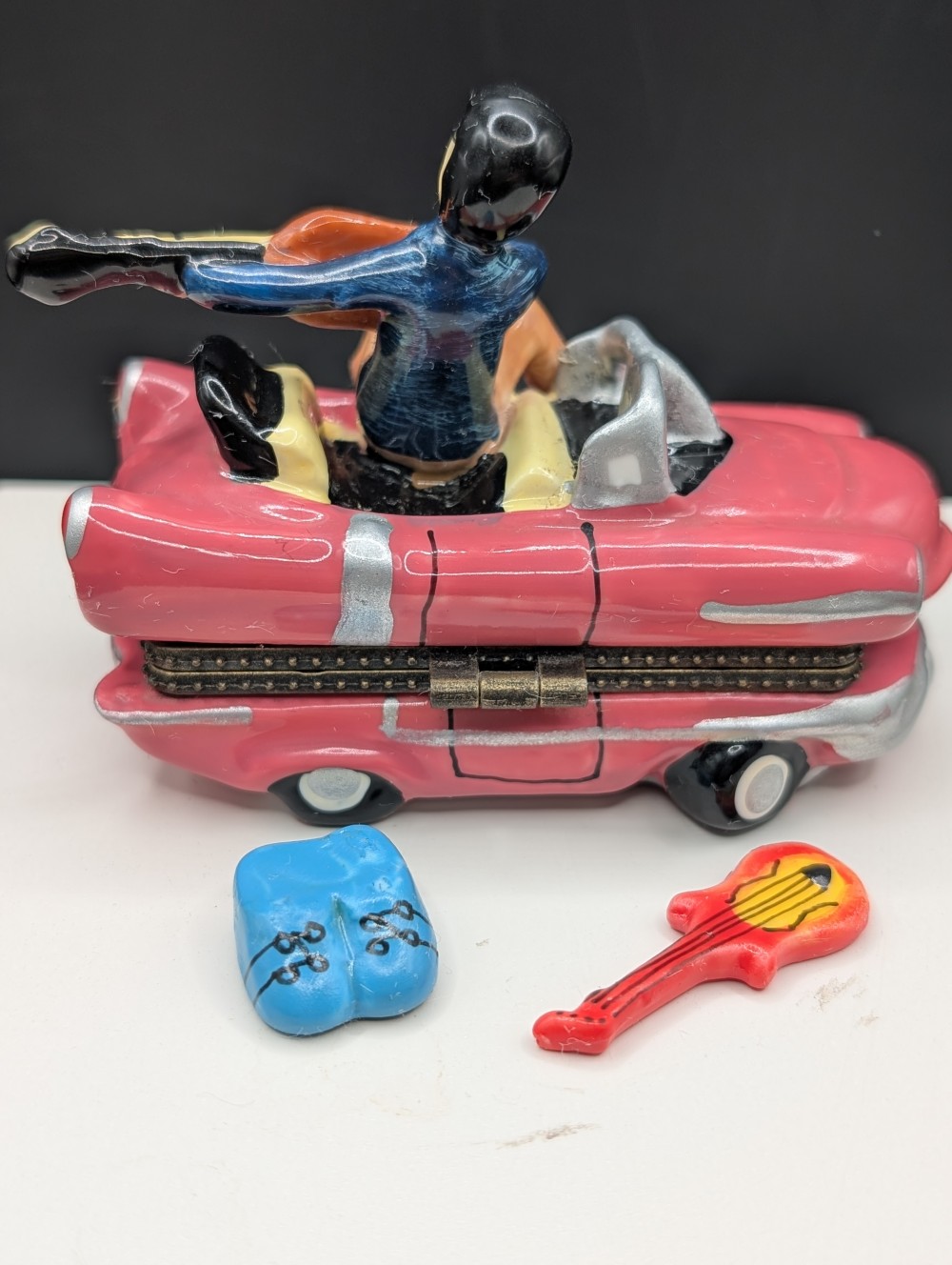 Elvis trinket box w/blue shoes and guitar inside