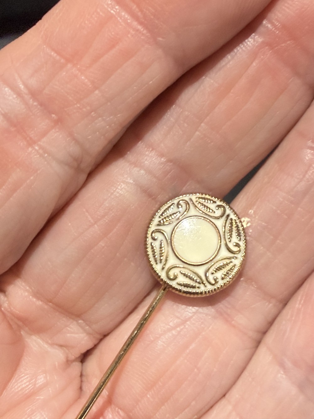 Hat Pin / Scarf Pin - Vintage Enamel Cream and Gold Button, Lapel Pin, Hat Pins,