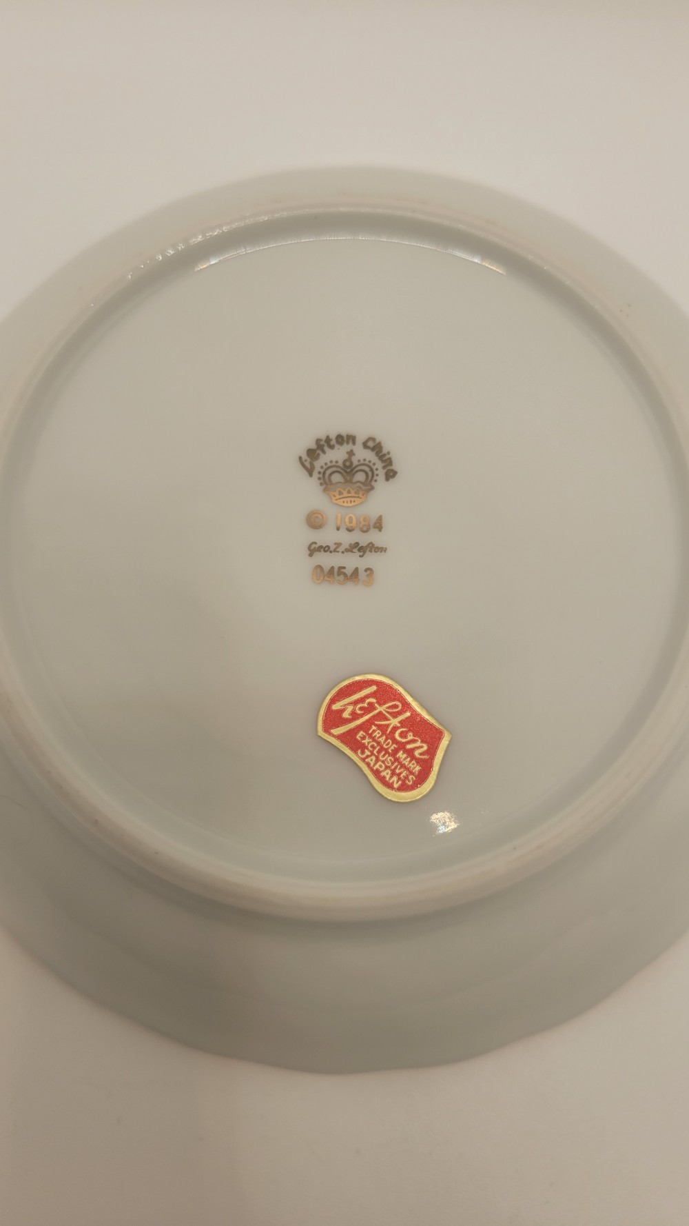 Christmas Cardinal and Holly Swirl Dish - Gold Rim