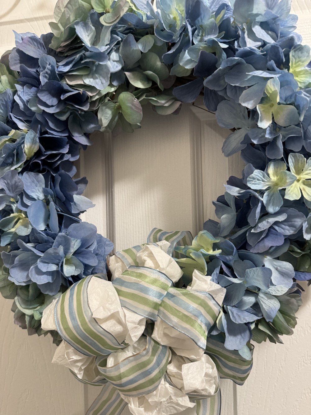 BLUE HYDRANGIA WREATH