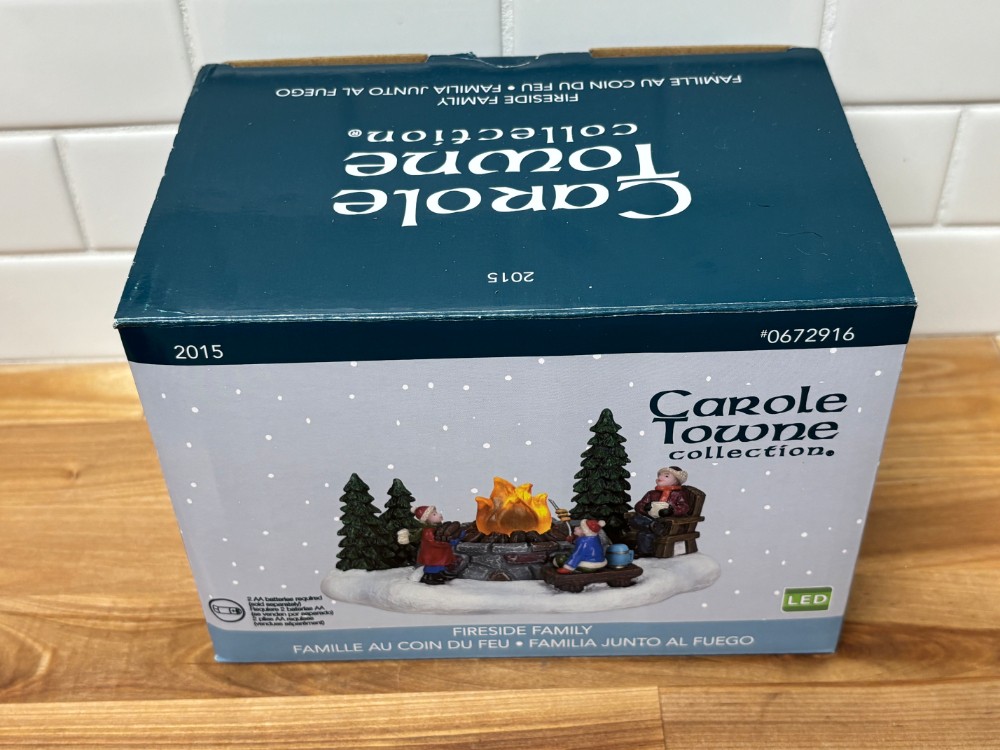 Carole Towne Fireside Family Lemax Christmas Village 2015 LED Campfire 0672916