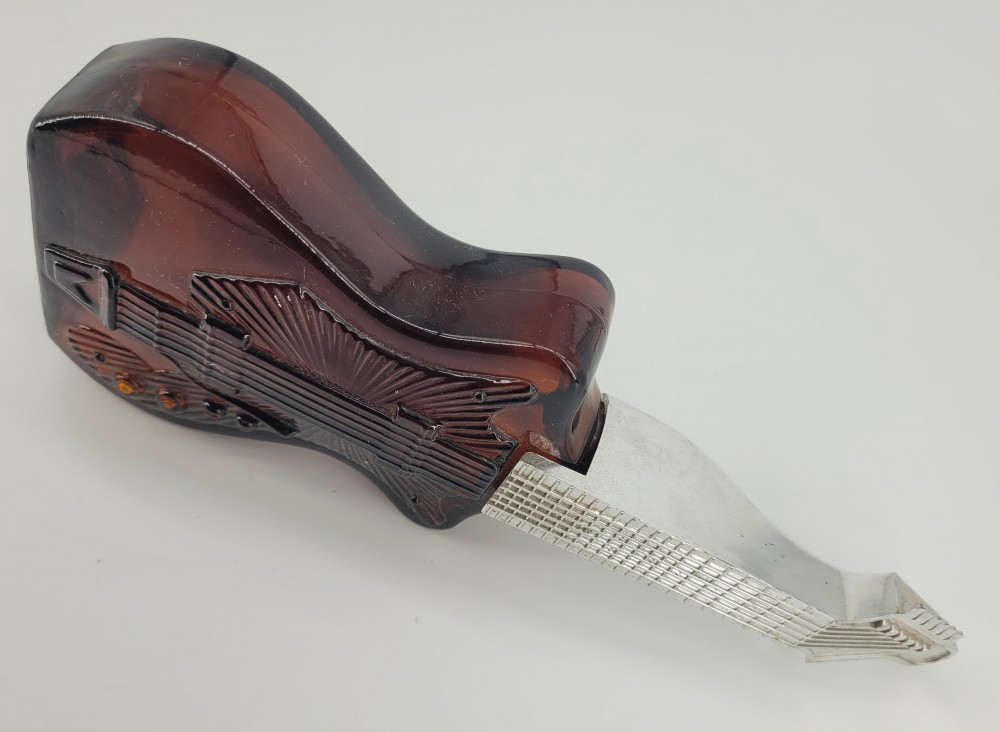 VTG 1970s Avon Electric Guitar Wild Country aftershave bottle