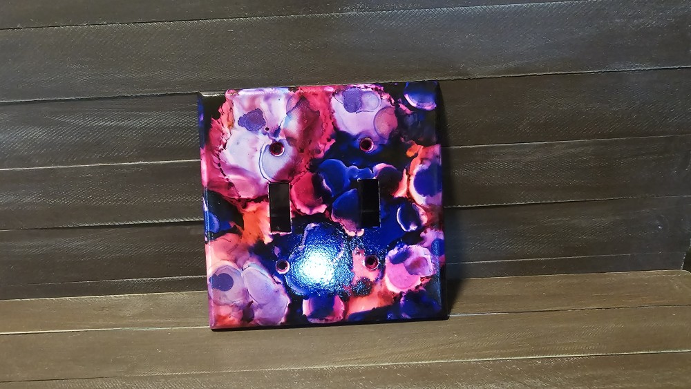 No Break Double switch cover (blue/pink)