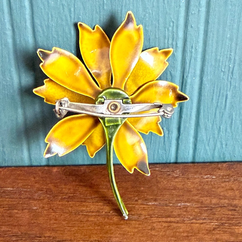 1960s Brown Yellow Enamel Flower Brooch