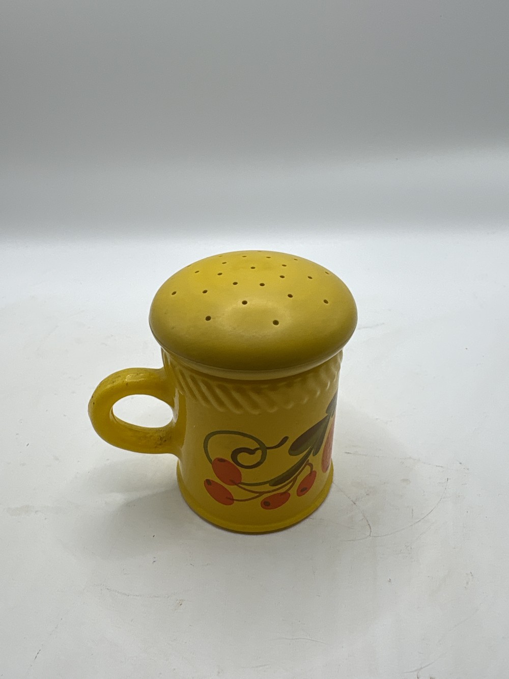 Avon Pennsylvania Dutch Moonwind Powder Sachet Shaker As-is