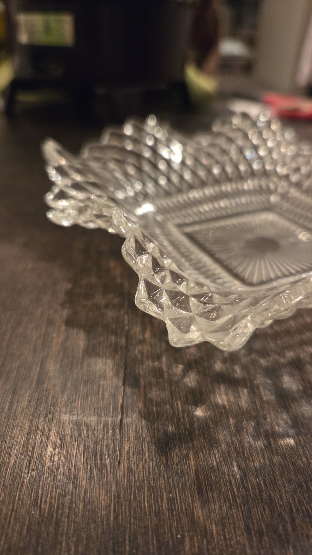 DO-1795 vtg Indiana glass candy dish