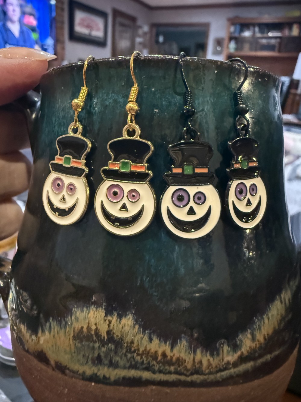 Earrings - Ghosts Wearing Hats - Halloween