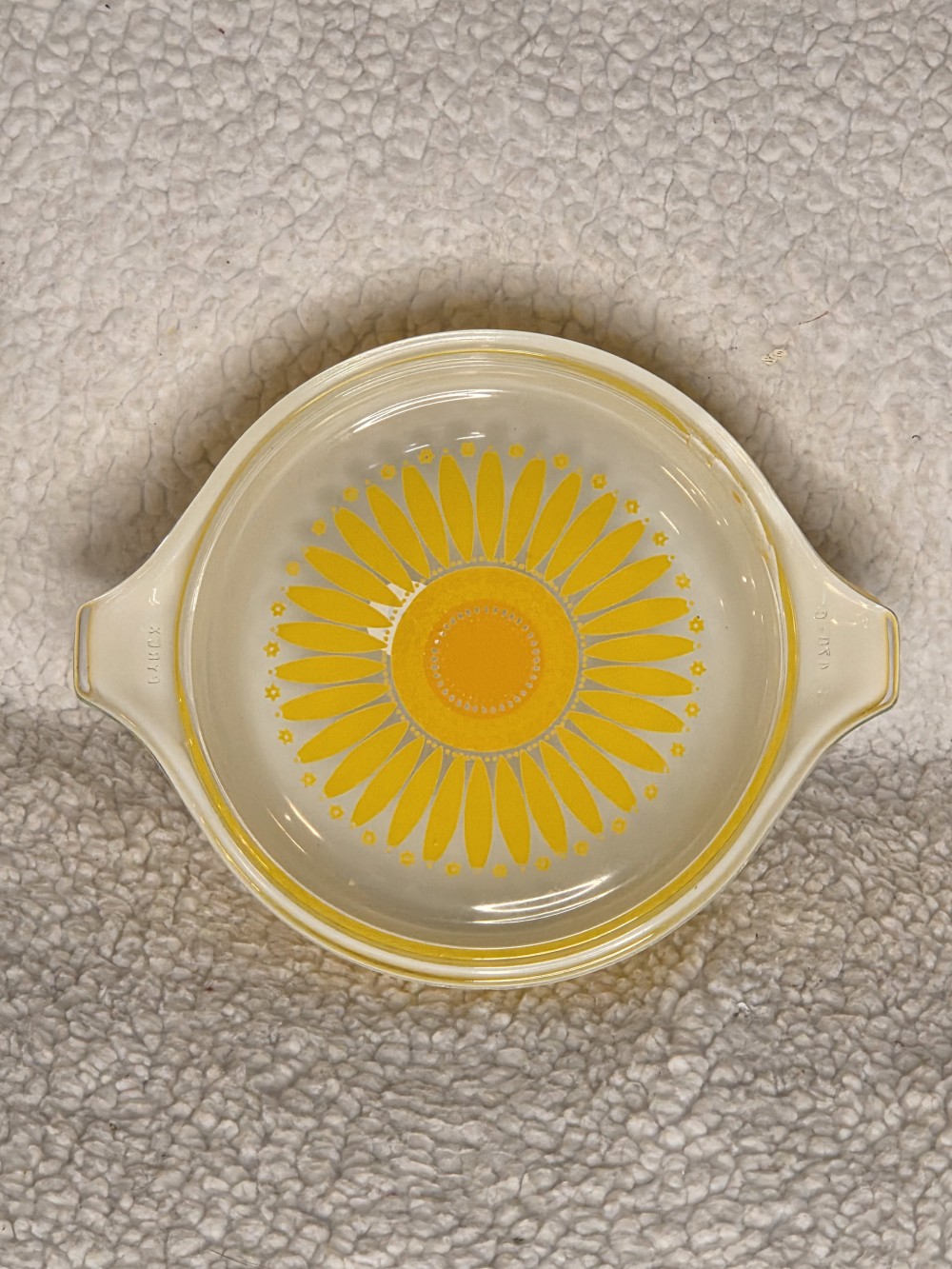Vintage Pyrex Sunflower 1 Pt. Dish