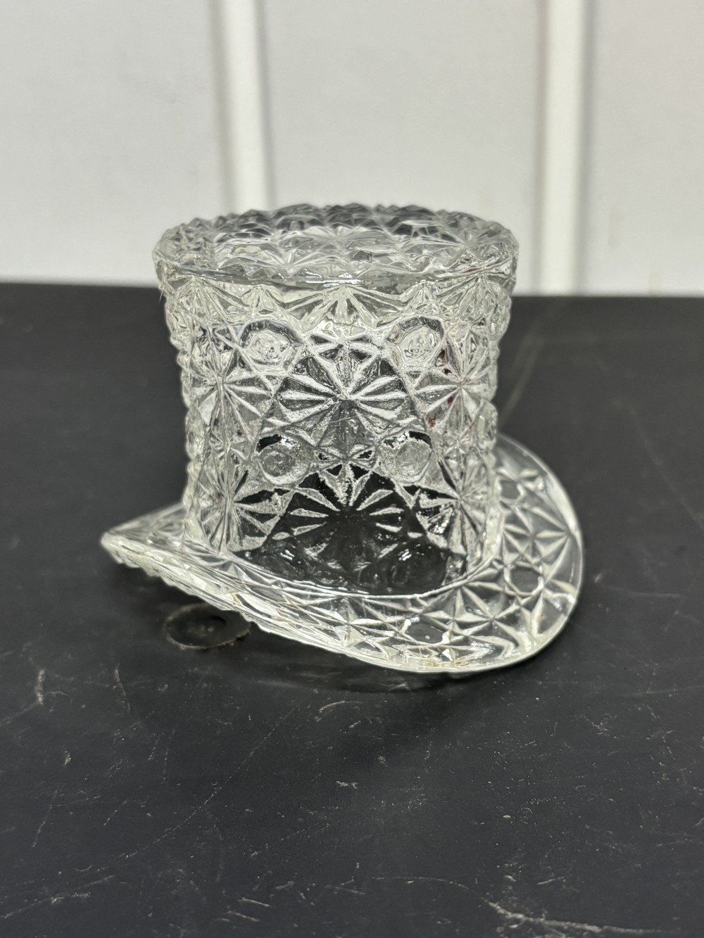 Fenton Glass Daisy and Button Top Hat 3.5” dish / vase / toothpick holder
