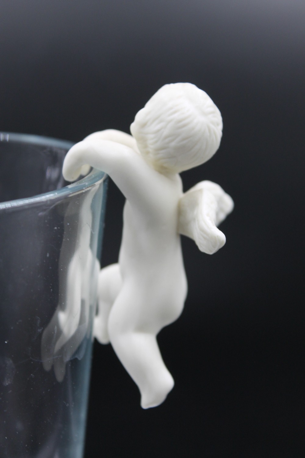 s/2 matte bisque sitting angel/cherub pot hugger