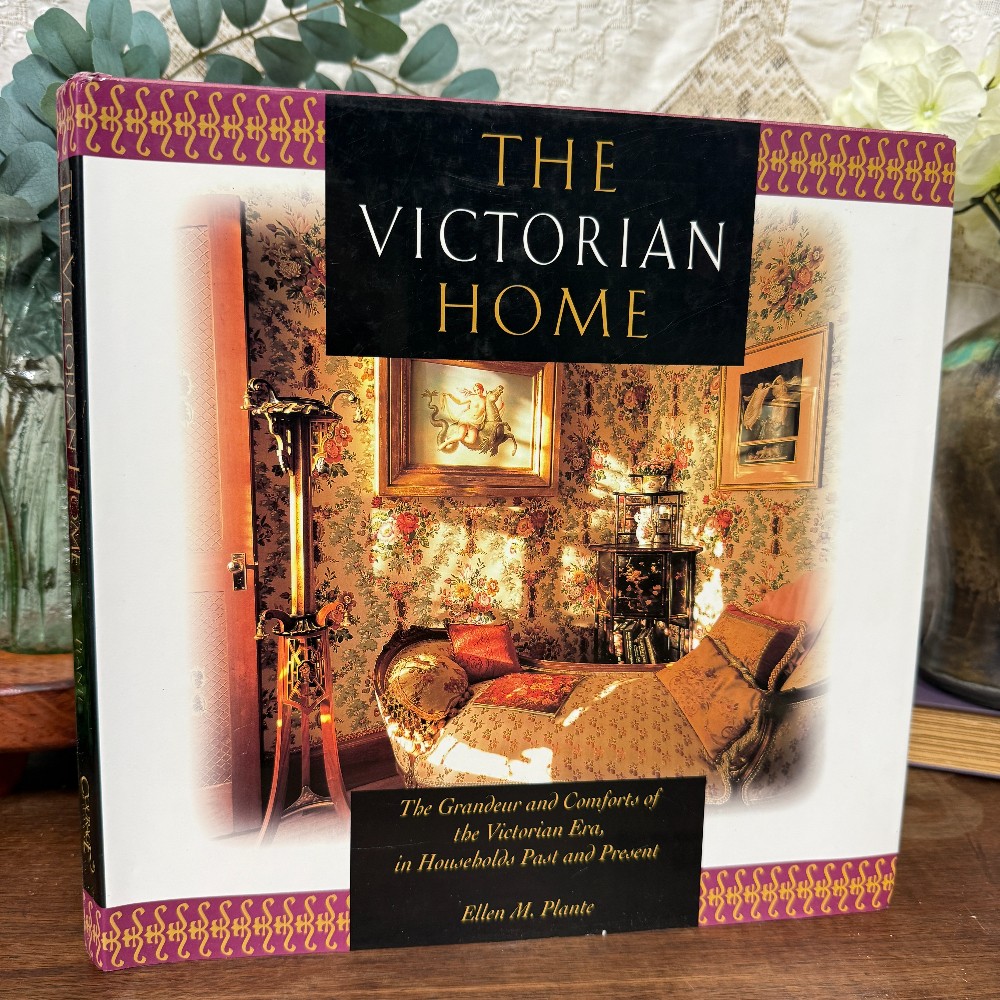 The Victorian Home — Hardcover Book