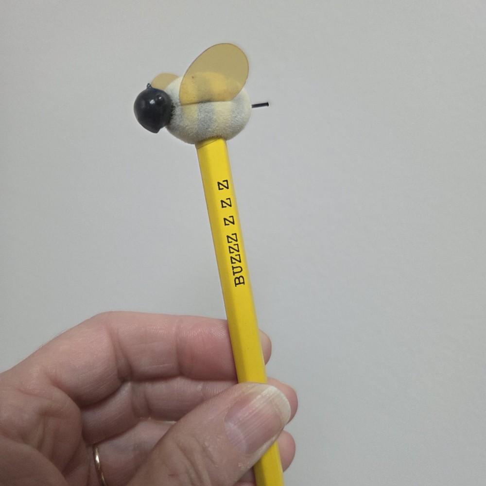 VTG Novelty Bee Topper Pencil