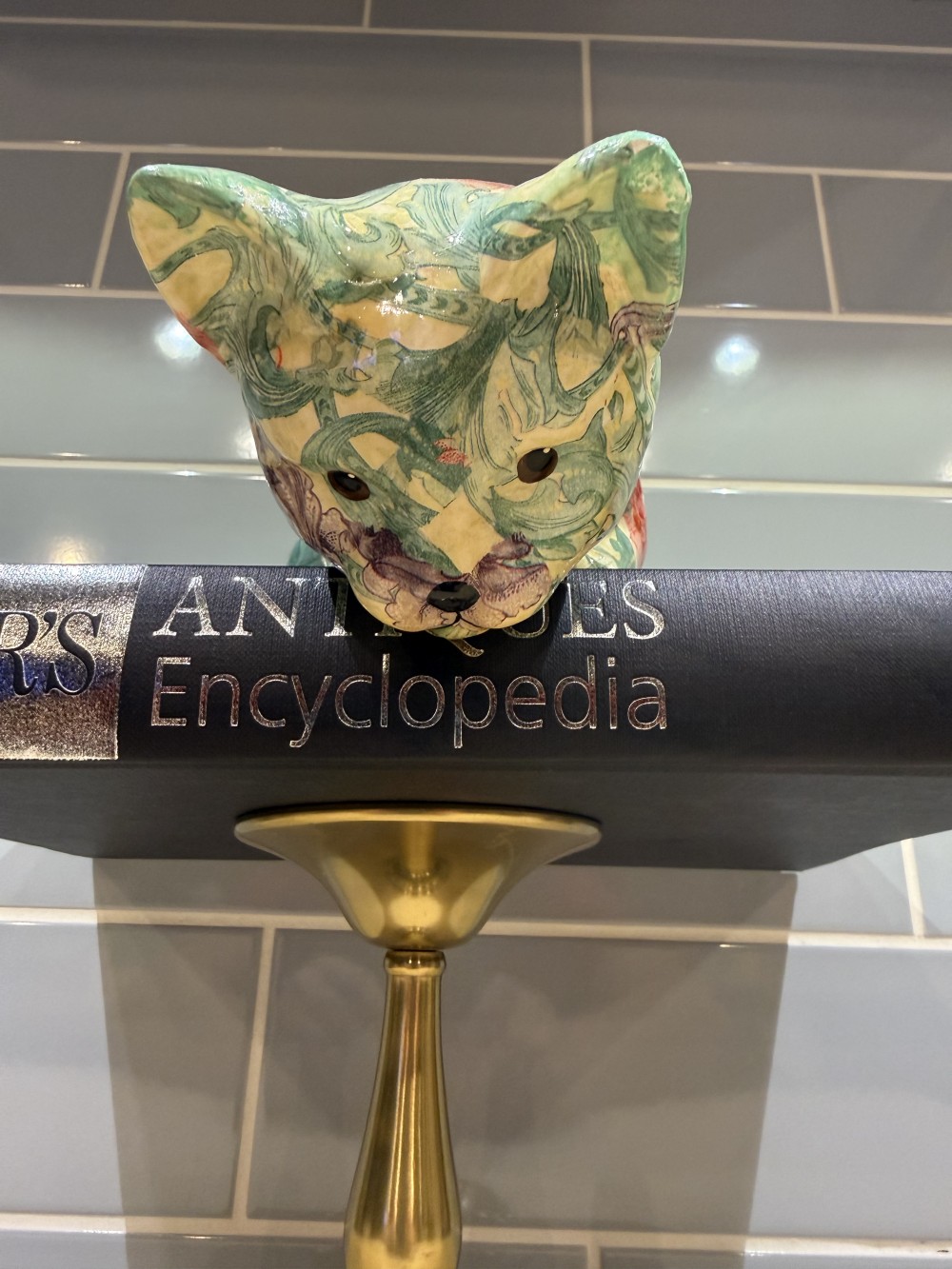 Vtg. Floral Decoupage Cat