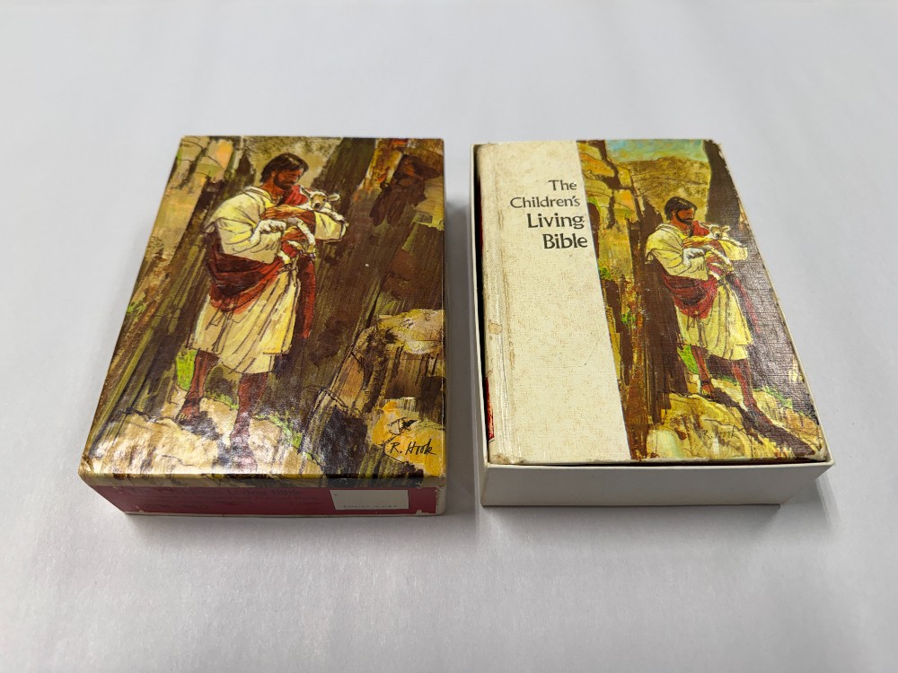 The Children's Living Bible Hardcover with Original Box