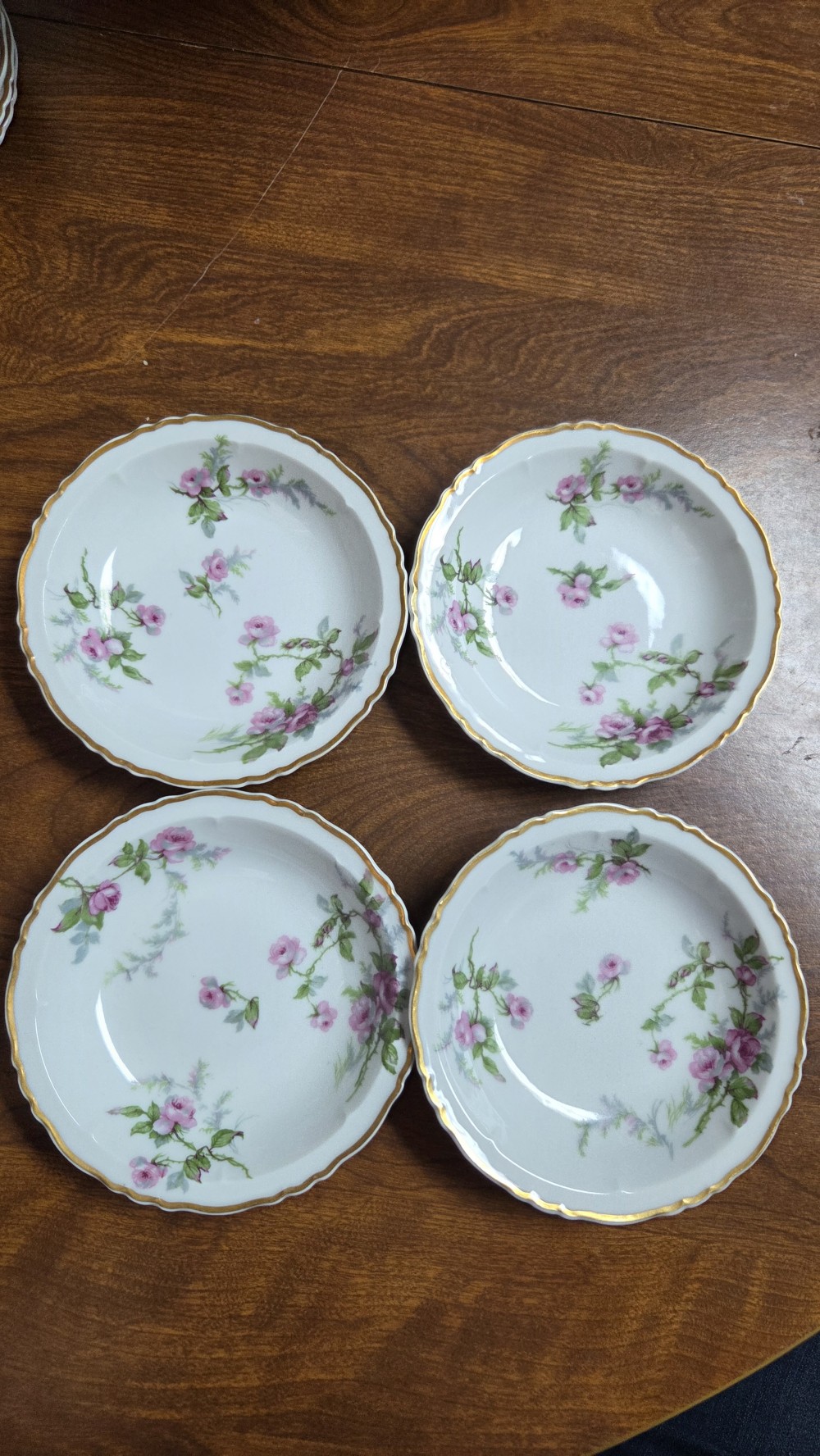 KP-1774 4 Limoges Berry bowls