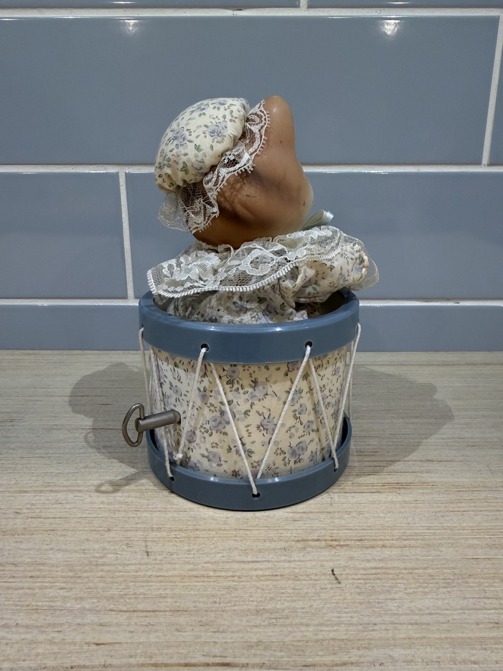 Vtg. Cat Drum Music Box