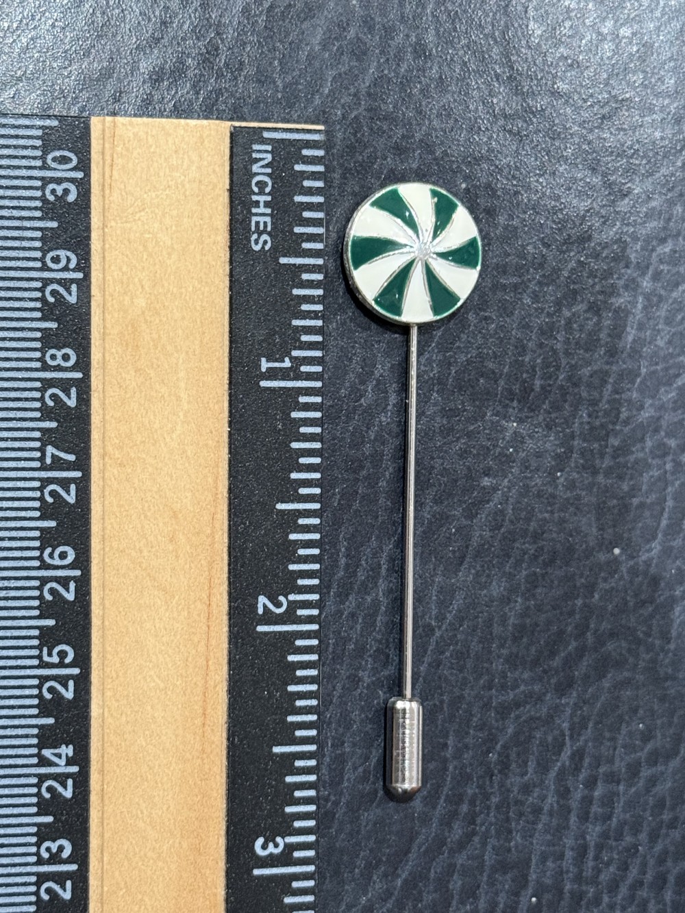 Hat Pin / Scarf Pin - Peppermint Candy in Green, Lapel Pin
