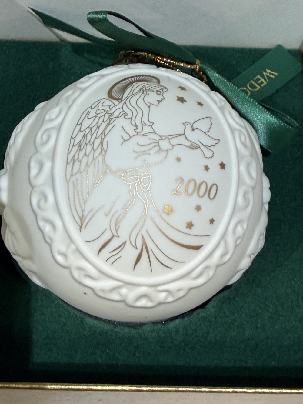 VTG Wedgwood 2000 Christmas Angel Ball White & Gold Ornament Wedgewood in box