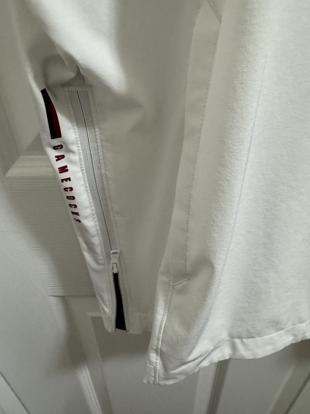 UNDER ARMOUR QUARTER ZIP, MENS XL WHITE TOP