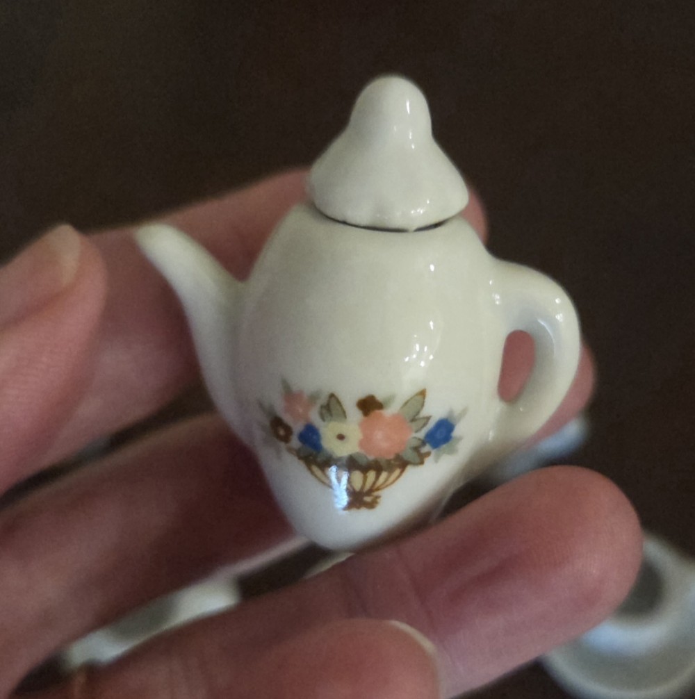VTG Miniature Porcelain Tea Pot