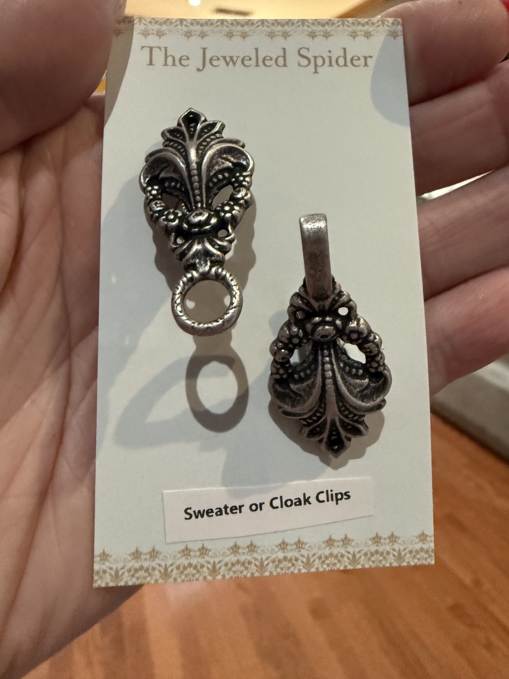 Sweater Clip, Cloak Clip, Dress Clip: Dotted Fan