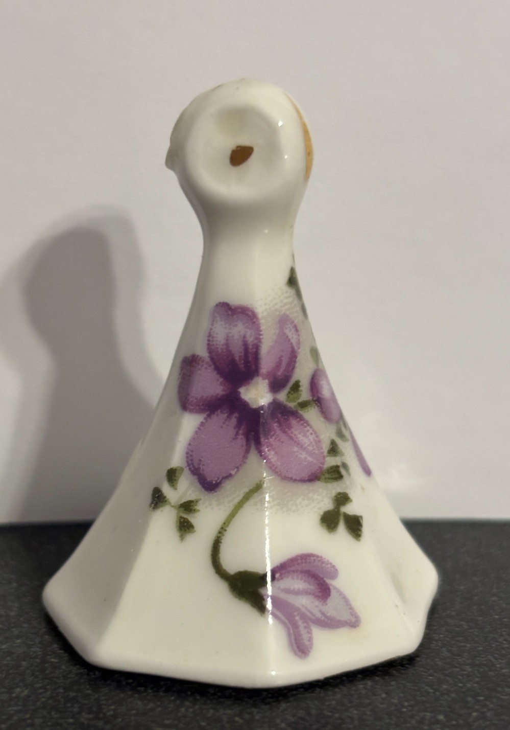 Porcelain white w/violets & gold trim bell shape do dad