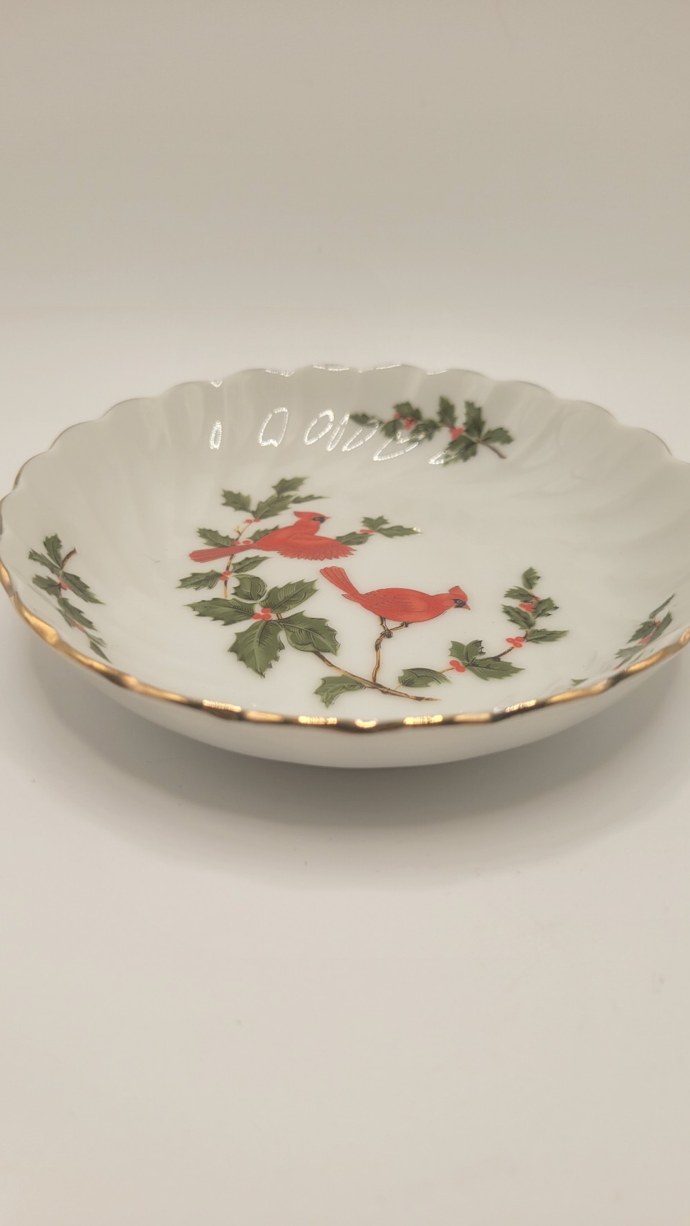 Christmas Cardinal and Holly Swirl Dish - Gold Rim