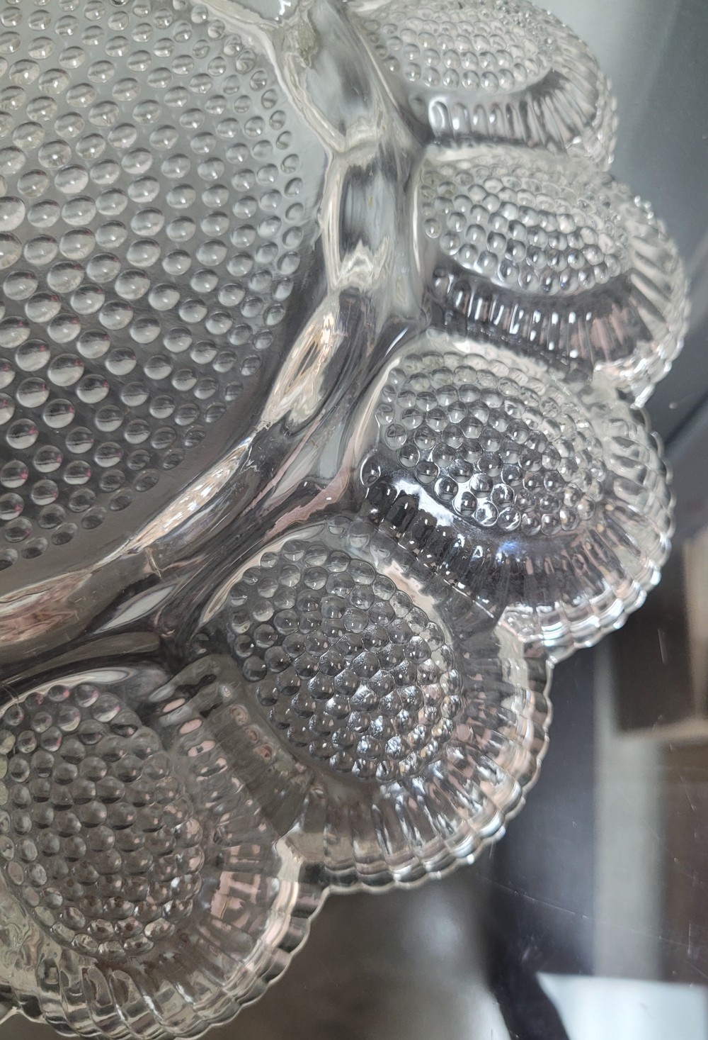VTG India Glass Hobmail egg plate
