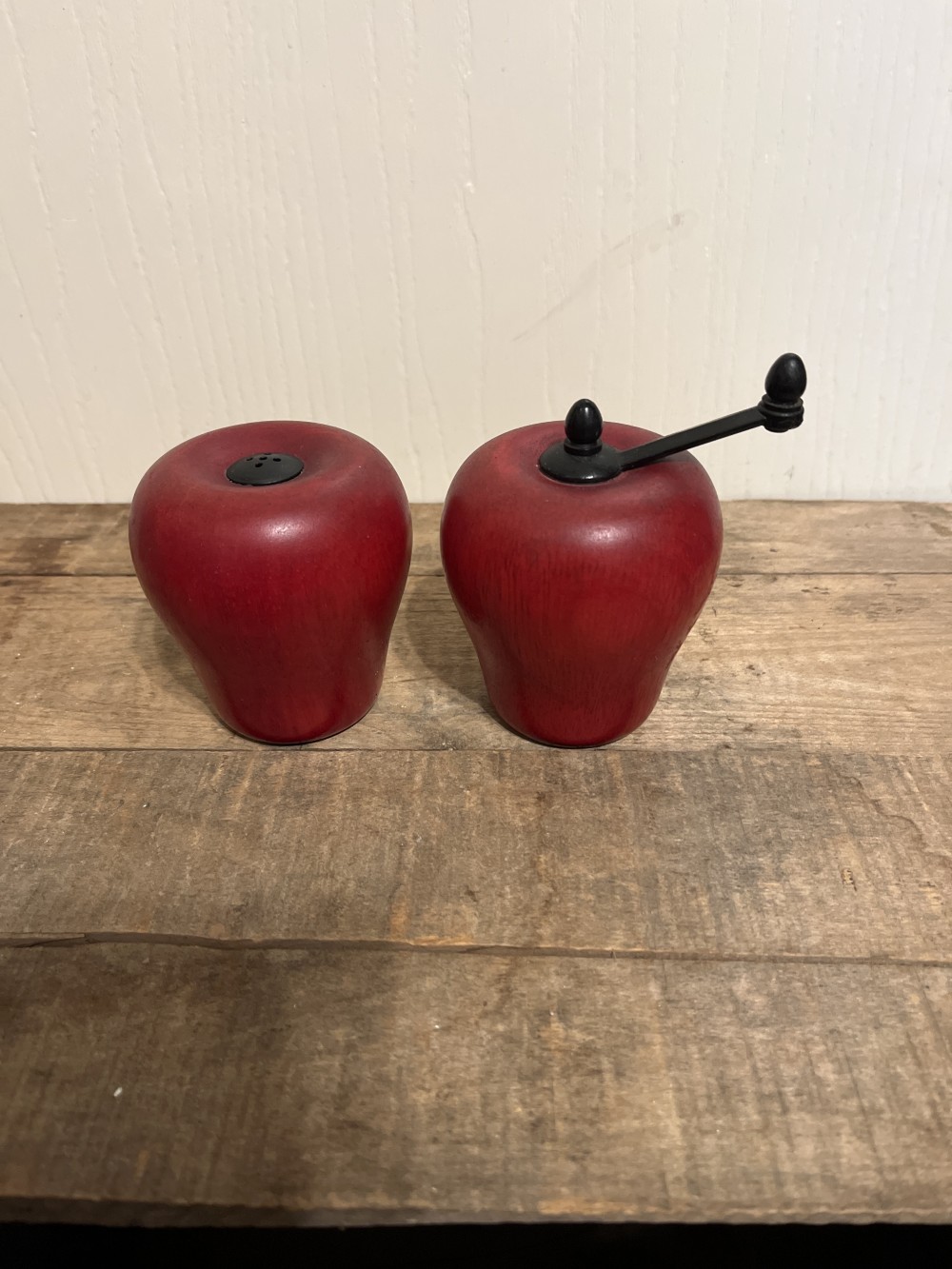 Vtg Cooks Club Wood Apple S&P set