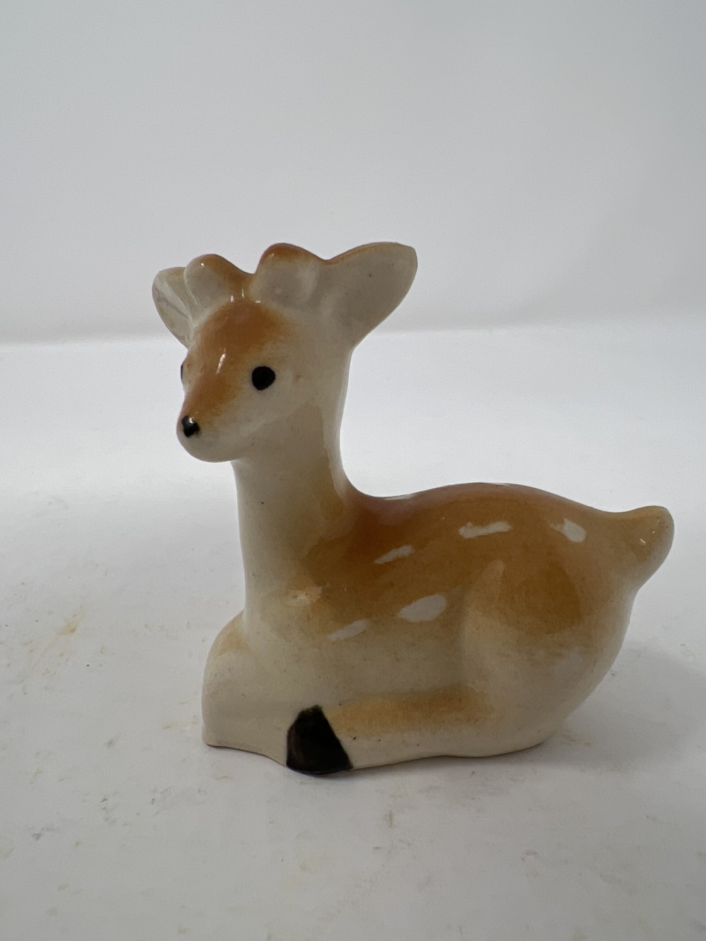 Vtg Mini Fawn Shaker Single