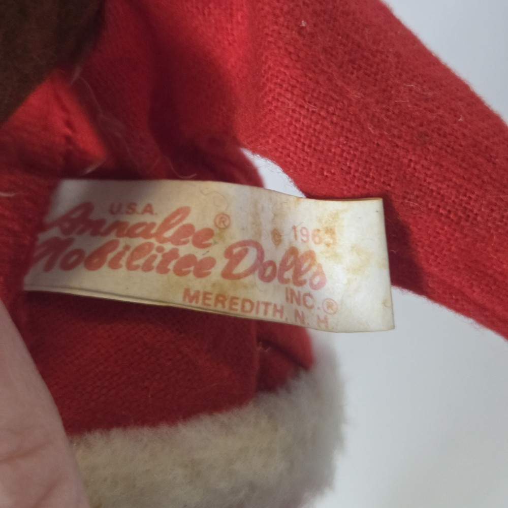 VTG 1963 Annalee Mobilitee Skiing Santa Claus