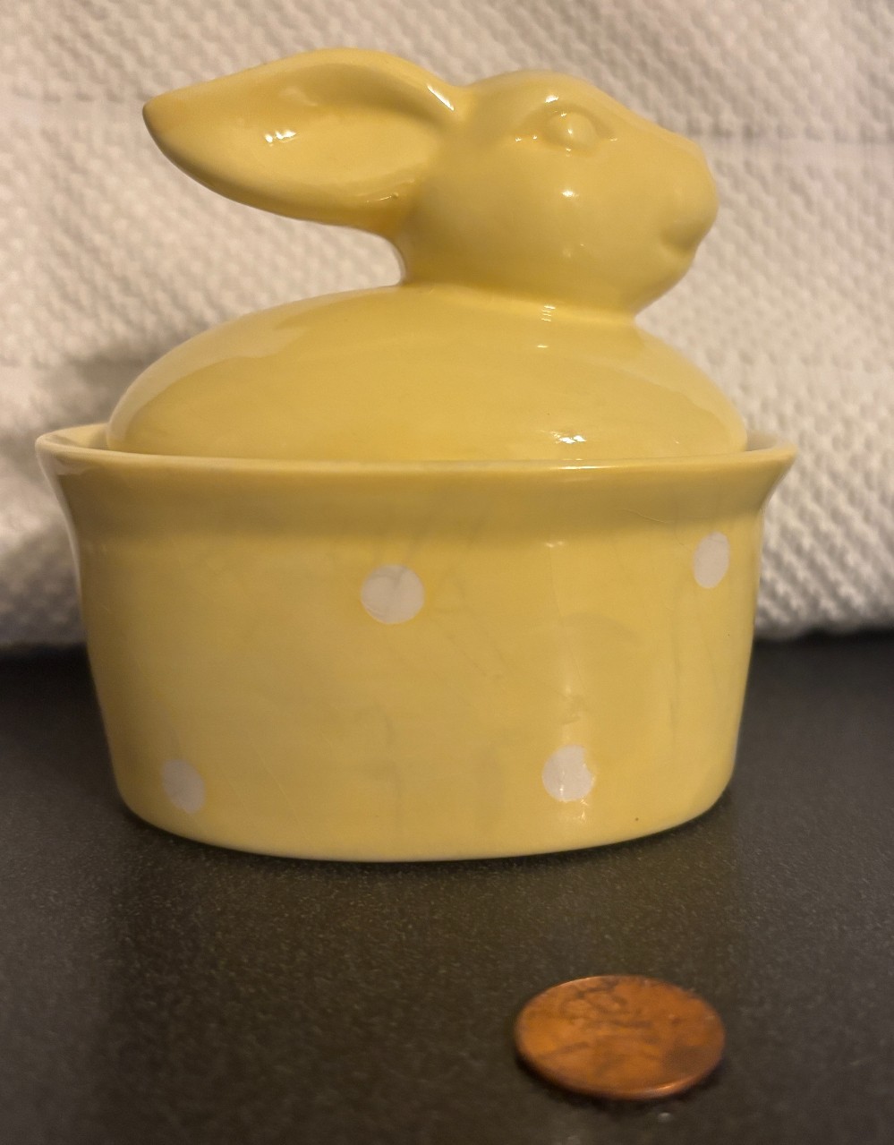 Bunny rabbit yellow covered casserole dish pottery ceramic
