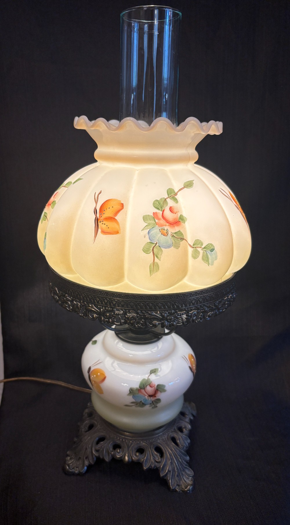 Lamp hand painted Gone With The Wind parlor hurricane lamp