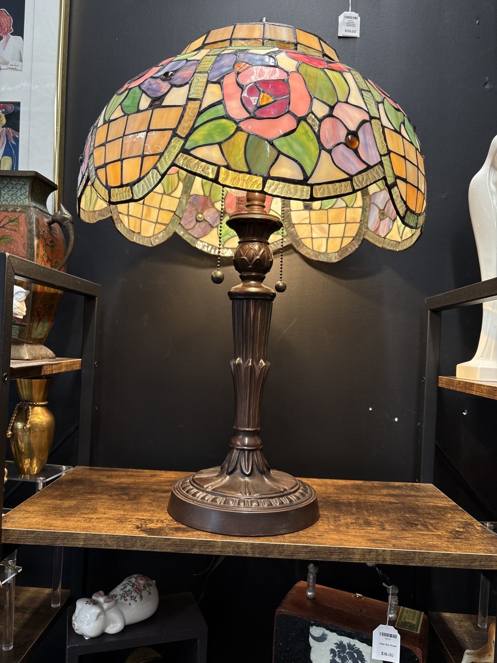 Tiffaney Style Stained Glass Lamp